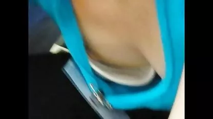 Η δωρεαν ελληνικεσ τσοντεσ κοπέλα διασκεδάζει στο master κρεβάτι
