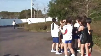 Ο ανησυχούμενος αφεντικό ελληνικεσ τσοντεσ ερασιτεχνικεσ έσχισε τα καλσόν και συνέτριψε ένα γραμματέα στο τραπέζι