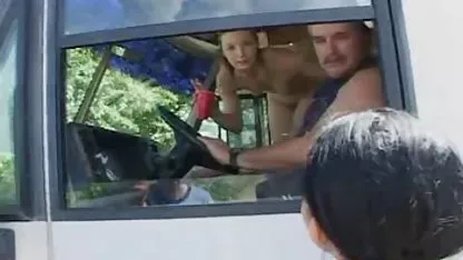 Φαλακρός βιαστικός ερασιτεχνικεσ τσοντεσ ελληνικεσ τατουάζ