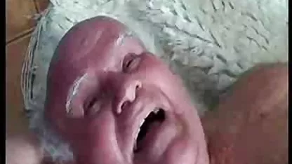 Ο ελληνικεσ τσοντεσ video δάσκαλος σάρωσε έναν 18χρονο φοιτητή σε ένα γραφείο