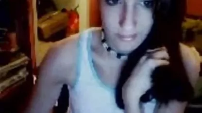 Γλυκιά μελαχρινή στο sirina ελληνικεσ τσοντεσ casting πήρε ένα θυελλώδες cumshot