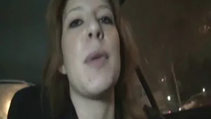 Ο μασέρ κάνει την κοκκινιστή πελάτη να πιπιλίζει ελληνικεσ τσοντεσ χχχ το πουλί του